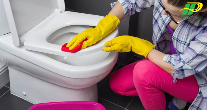 Sử dụng b&atilde; c&agrave; ph&ecirc; gi&uacute;p khử m&ugrave;i hiệu quả