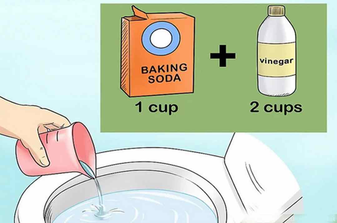 Sử dụng giấm để khử m&ugrave;i kh&oacute; chịu trong nh&agrave; vệ sinh