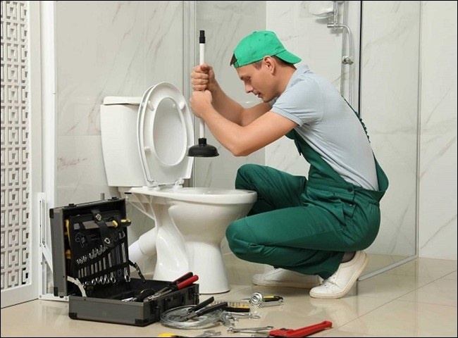 Thông bồn cầu nghẹt quận 4 Long Nhật giá siêu hời