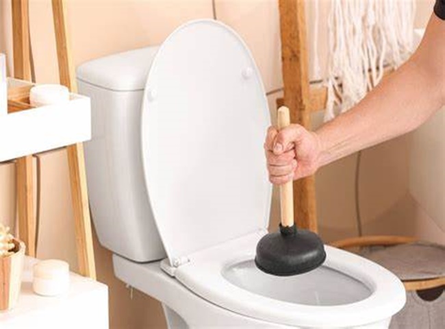 Thợ th&ocirc;ng bồn cầu quận Ph&uacute; Nhuận c&oacute; tay nghề giỏi