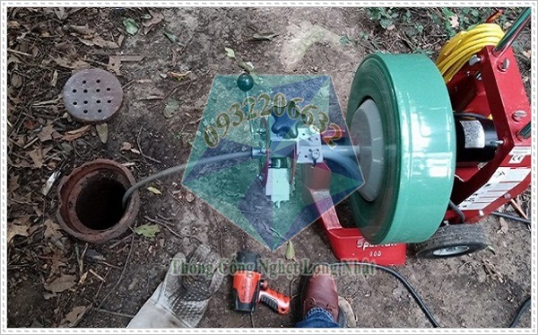 Thông cầu cống nghẹt quận Bình Thạnh máy móc hiện đại.