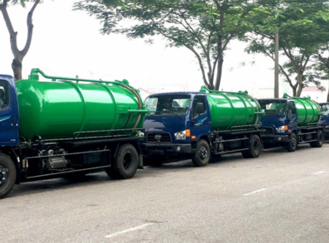 C&ocirc;ng ty vận chuyển b&ugrave;n vi sinh quận 2 Bảo Ph&aacute;t nh&acirc;n vi&ecirc;n l&agrave;nh nghề